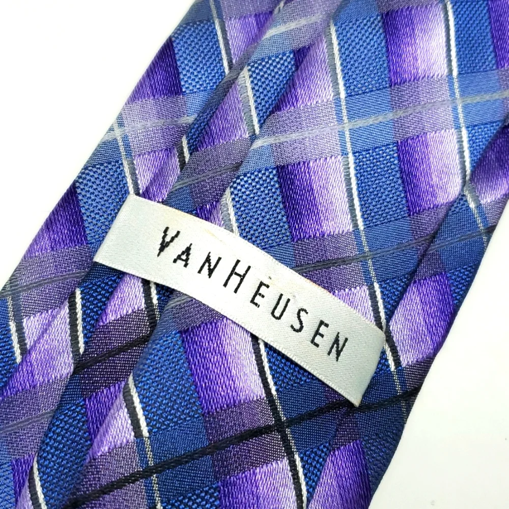 VAN HUESEN Purple Blue Diagonal Line Silk Tie EUC